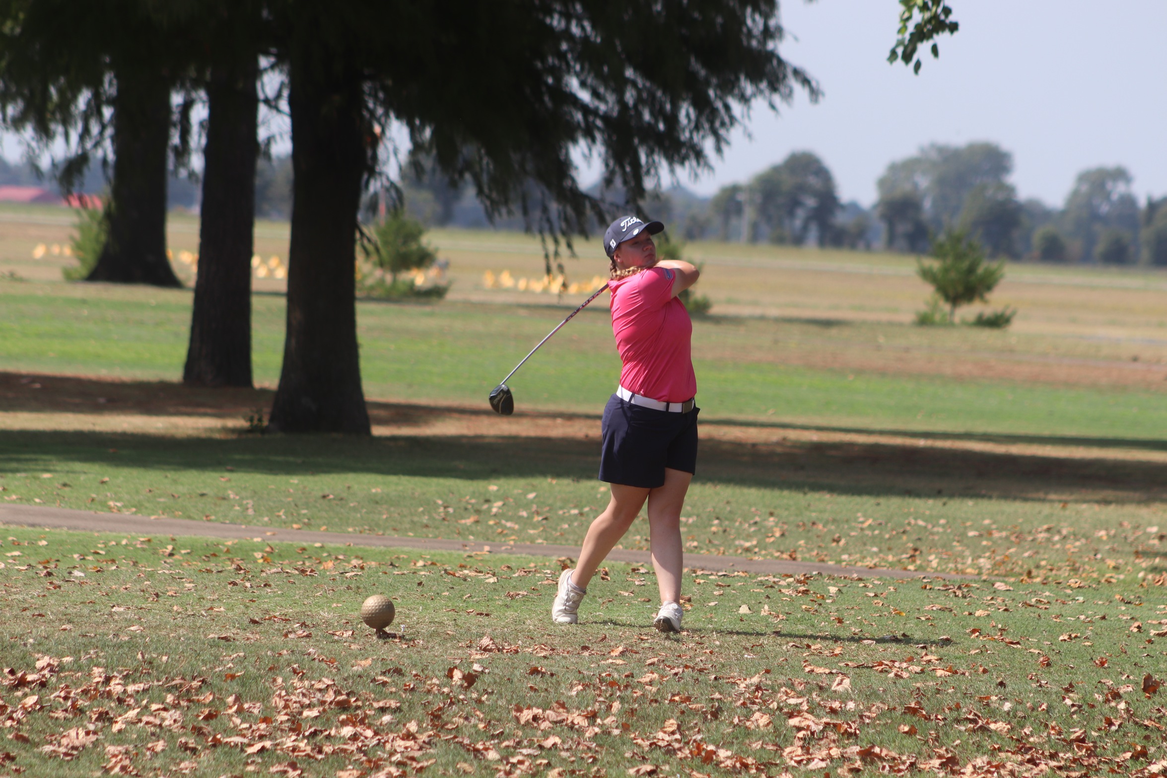 Harness Leads Eagles in Scots Fall Invitational